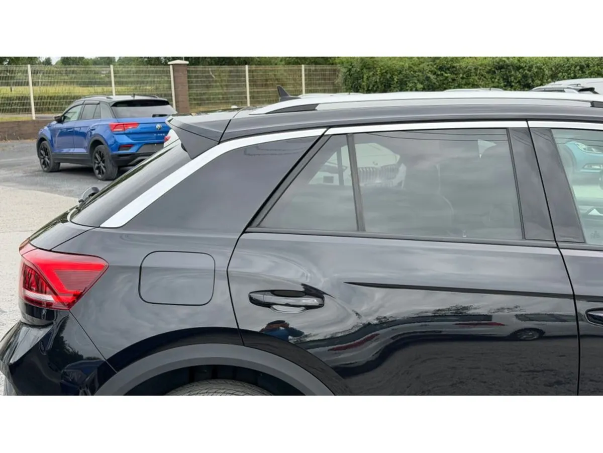 Volkswagen T-Roc SUV, Diesel, 2022, Black