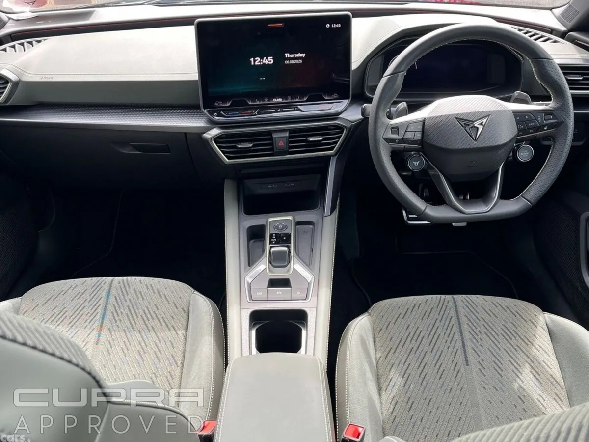 Cupra Leon Estate, Petrol, 2026, Black