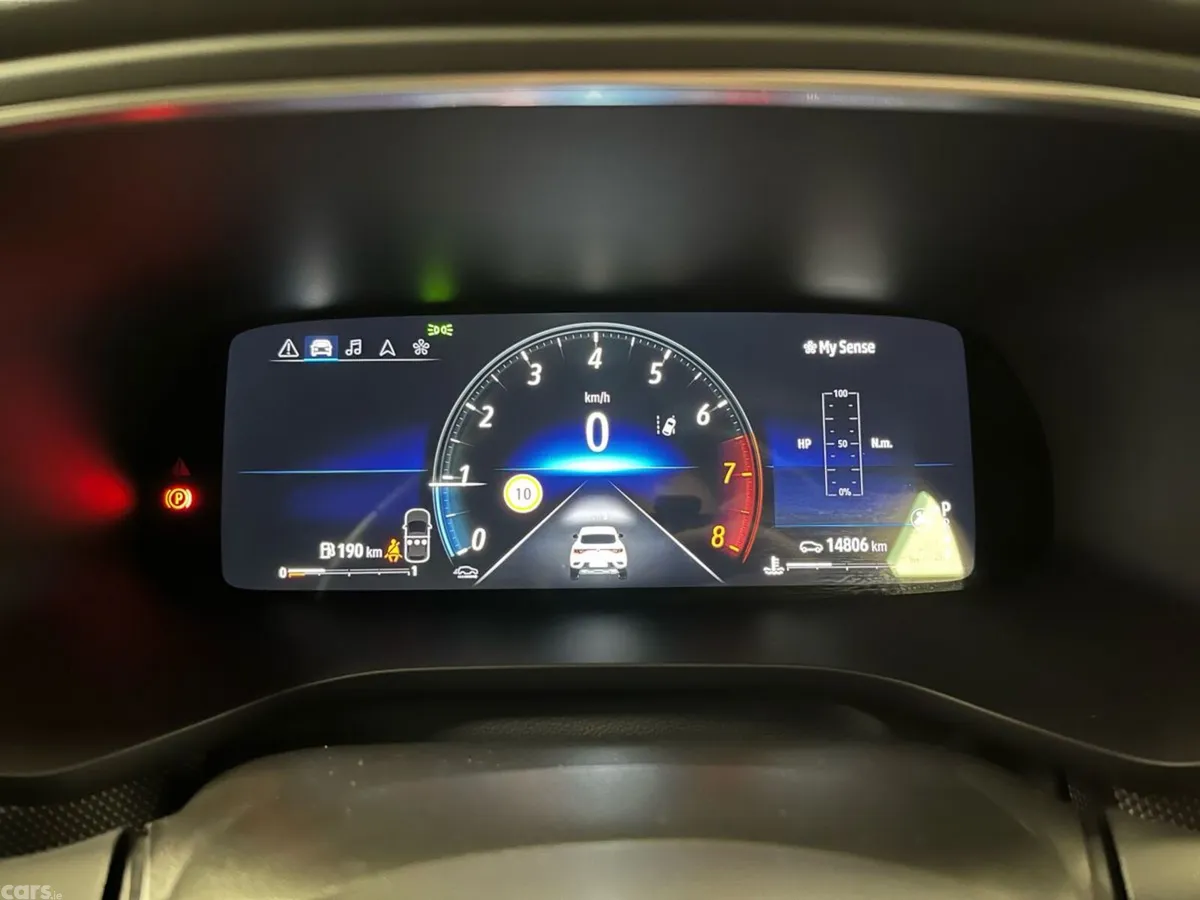 Renault Arkana Hatchback, Petrol, 2024, White