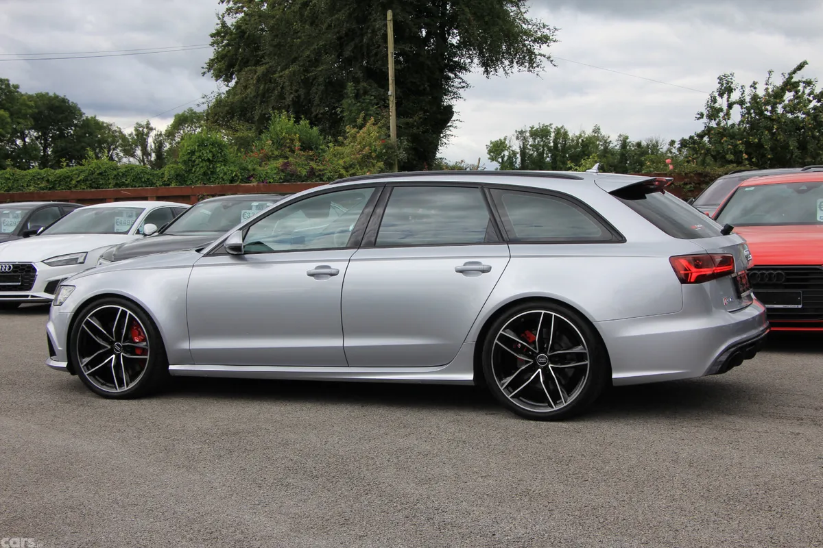 Audi RS6 Estate, Petrol, 2016, Silver