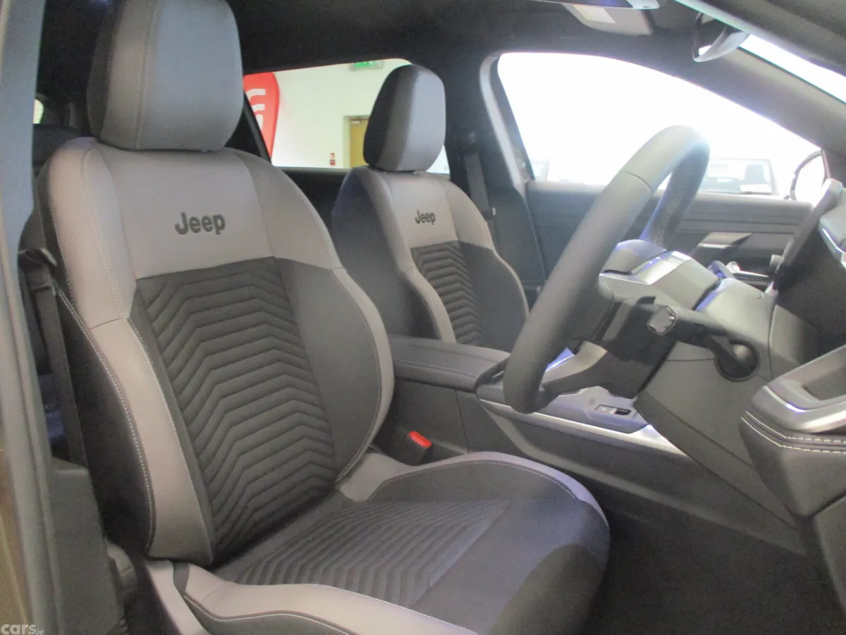 Jeep Compass SUV, Electric, 2026, Brown