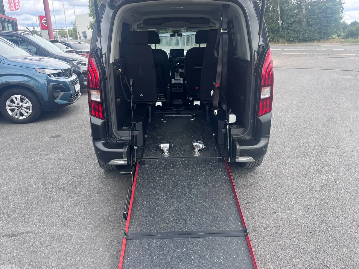Peugeot Rifter MPV, Diesel, 2019, Grey