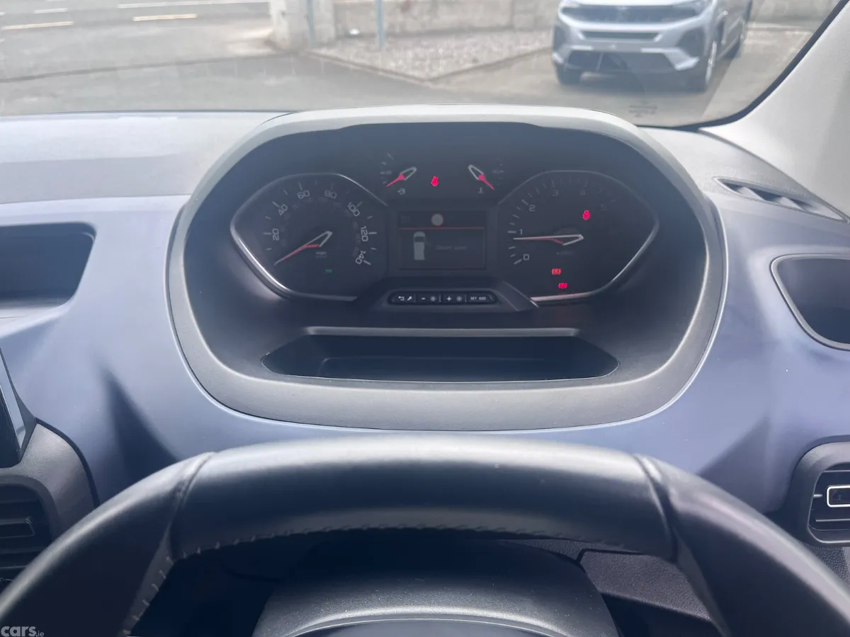 Peugeot Rifter MPV, Diesel, 2019, Grey