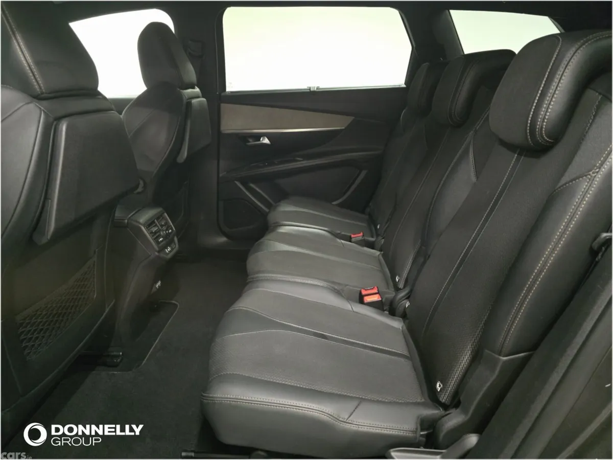 Peugeot 5008 Estate, Diesel, 2023, Grey