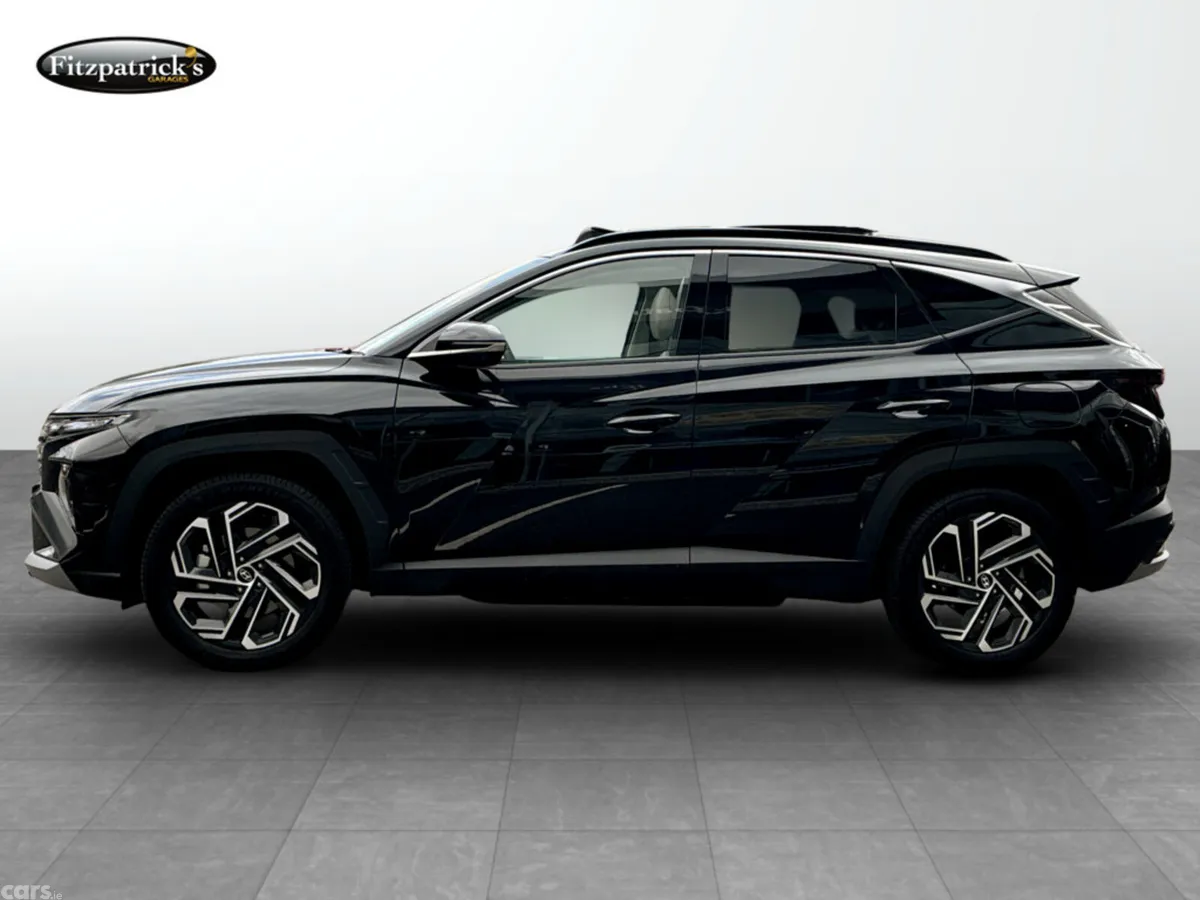 Hyundai Tucson SUV, Petrol Plug-in Hybrid, 2025, Black