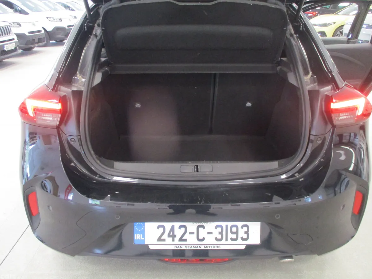 Opel Corsa Hatchback, Petrol, 2024, Black