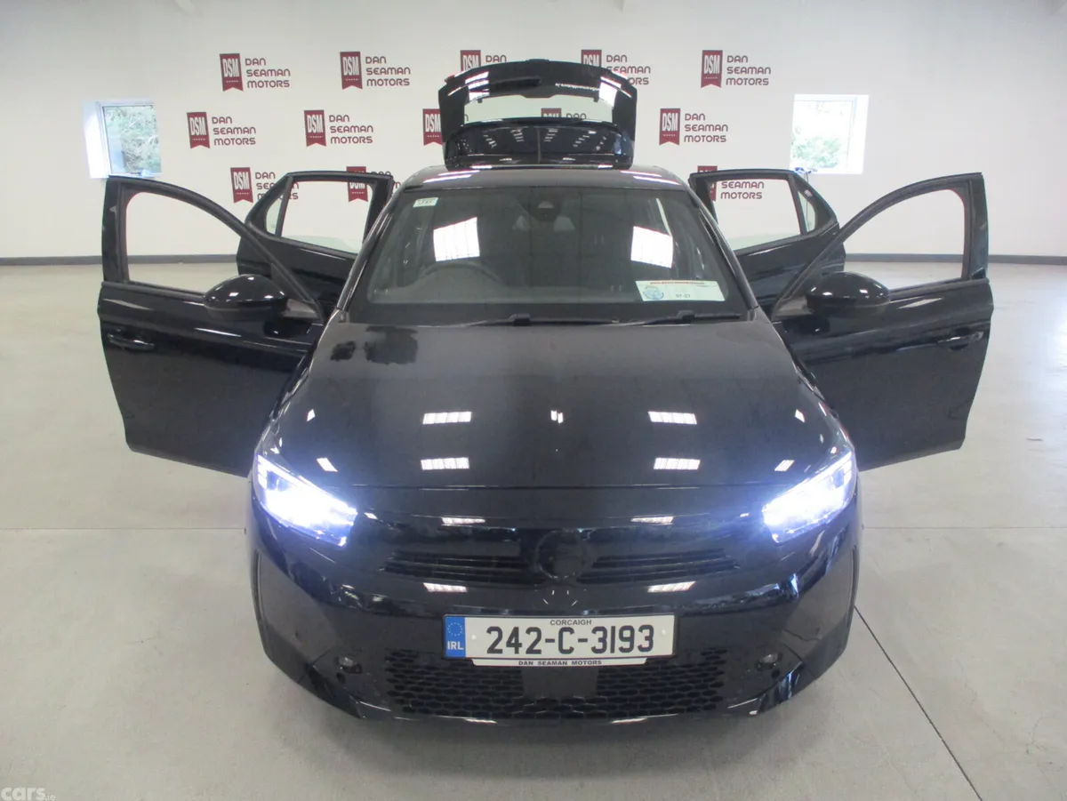 Opel Corsa Hatchback, Petrol, 2024, Black