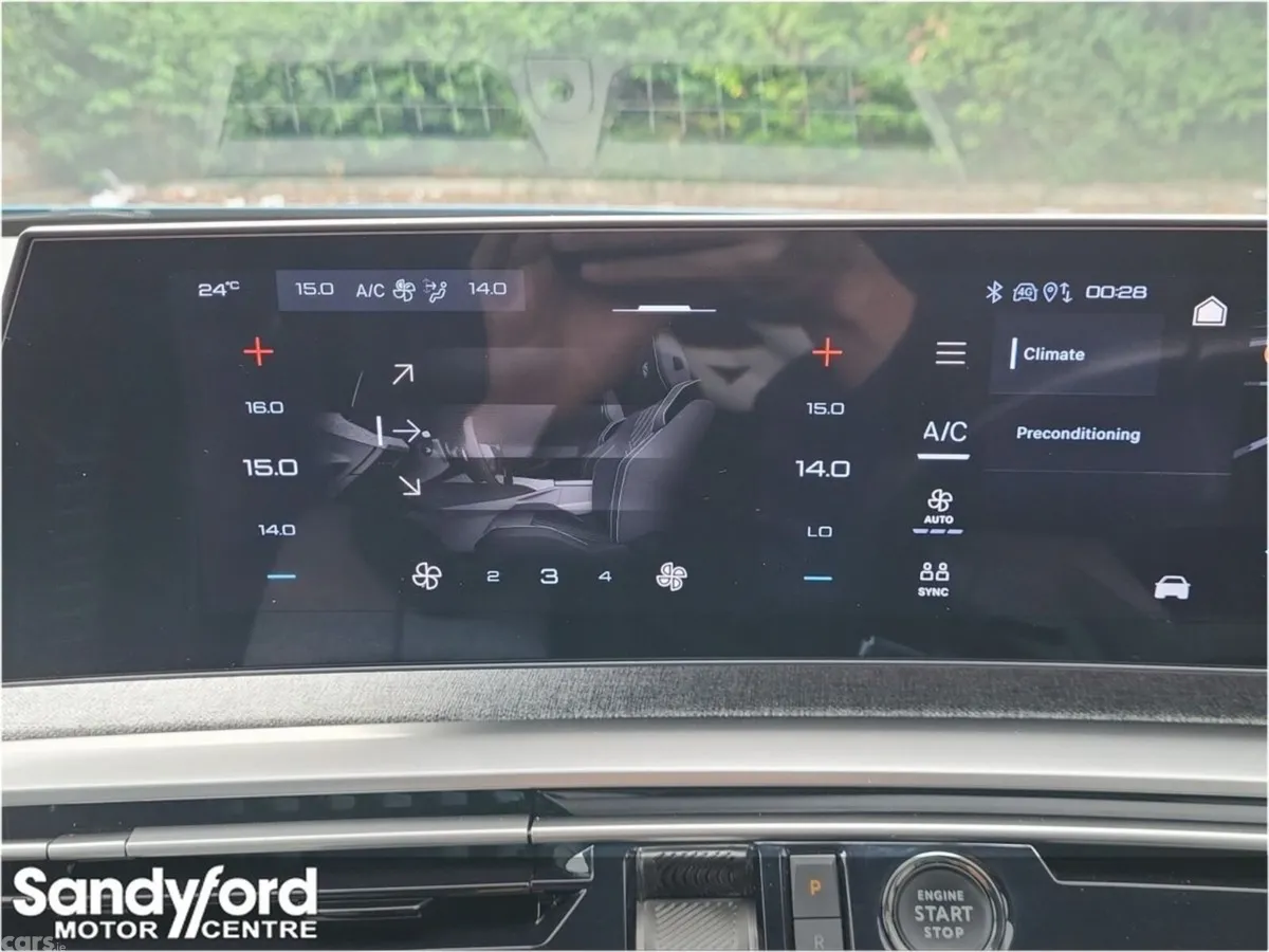 Peugeot 3008 SUV, Electric, 2024, Blue