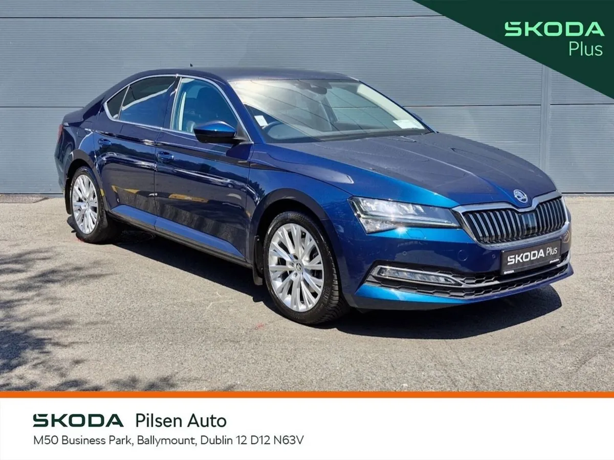 Skoda Superb Saloon, Petrol, 2024, Blue