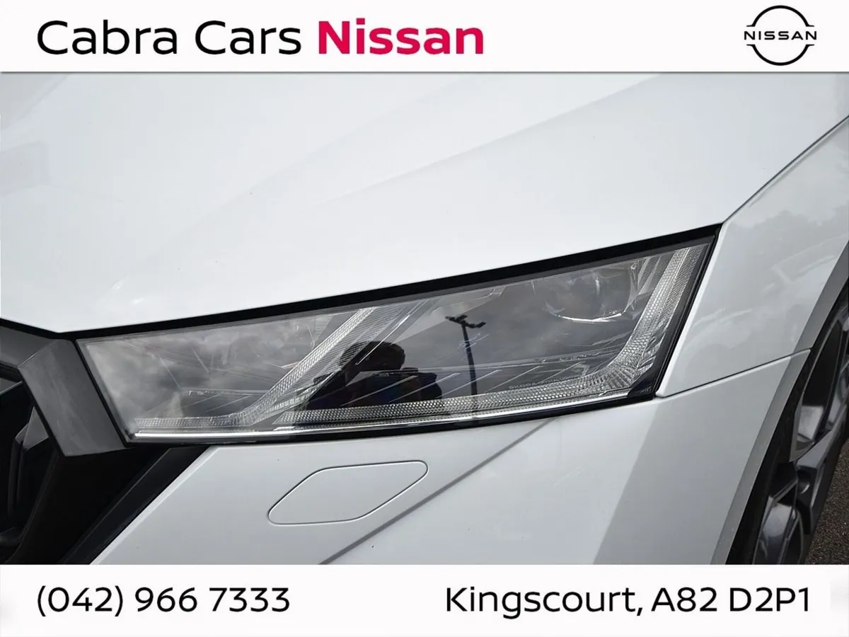 Skoda Octavia Saloon, Diesel, 2024, White