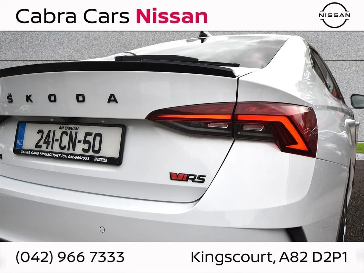Skoda Octavia Saloon, Diesel, 2024, White