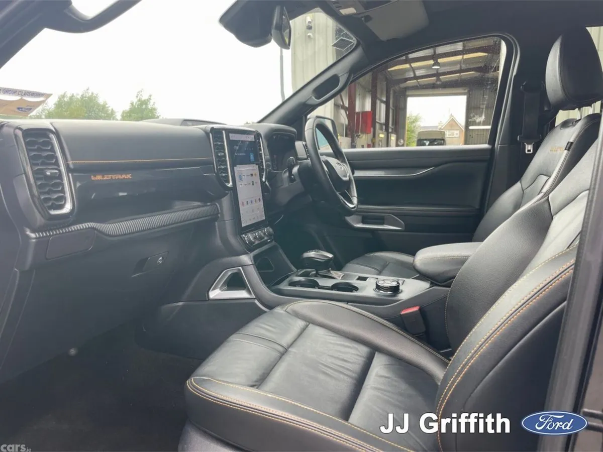Ford Ranger MPV, Diesel, 2024, Black