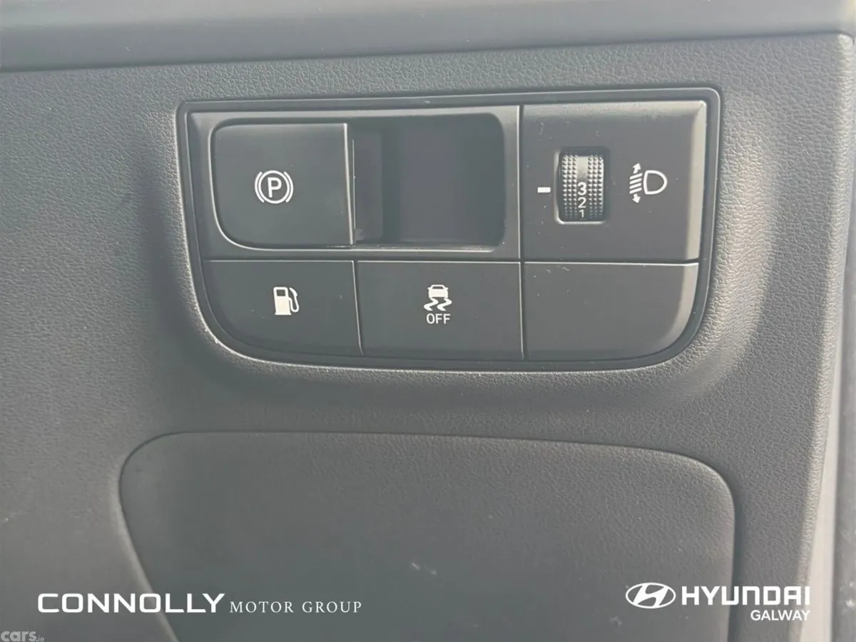Hyundai Tucson SUV, Petrol Plug-in Hybrid, 2025, Grey