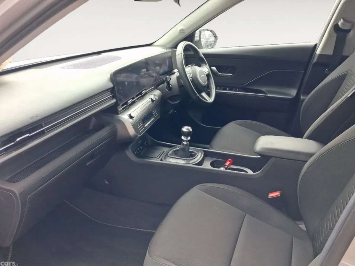 Hyundai KONA MPV, Petrol, 2024, Grey