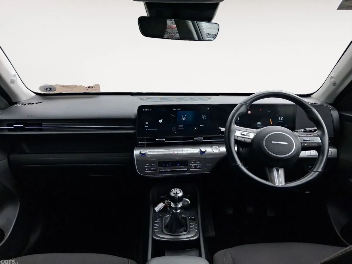 Hyundai KONA MPV, Petrol, 2024, Grey