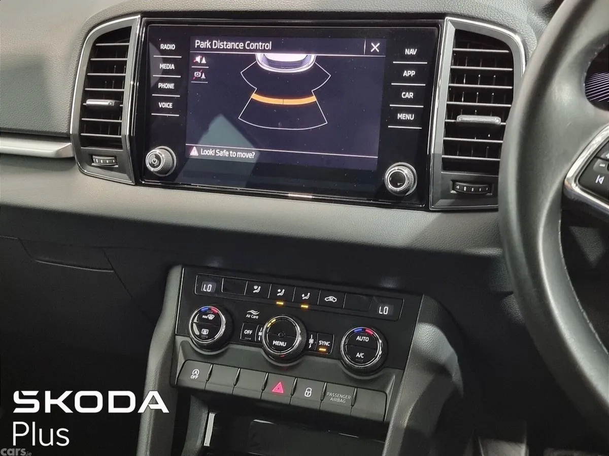 Skoda Karoq SUV, Diesel, 2023, White