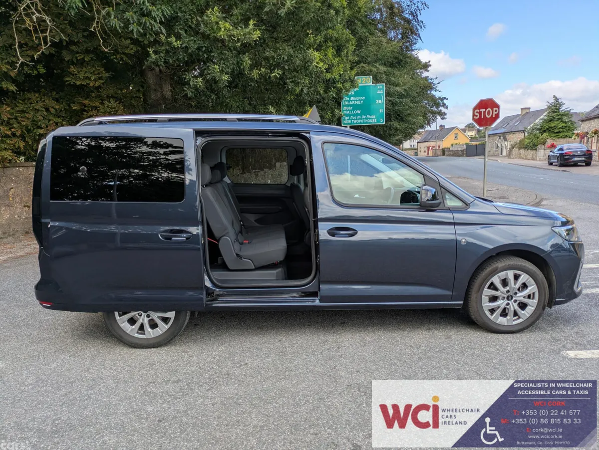 Ford Tourneo Connect MPV, Diesel, 2025, Blue