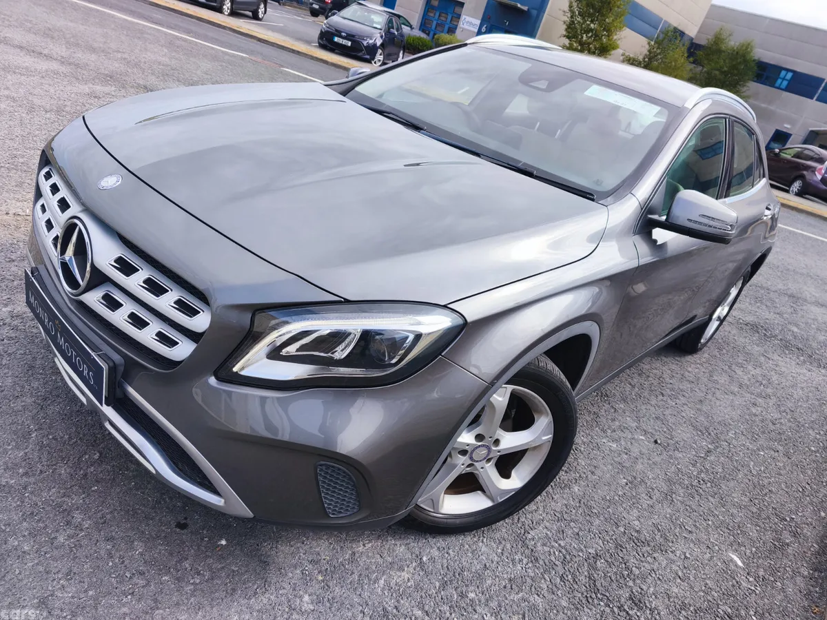 Mercedes-Benz GLA SUV, Diesel, 2017, Grey