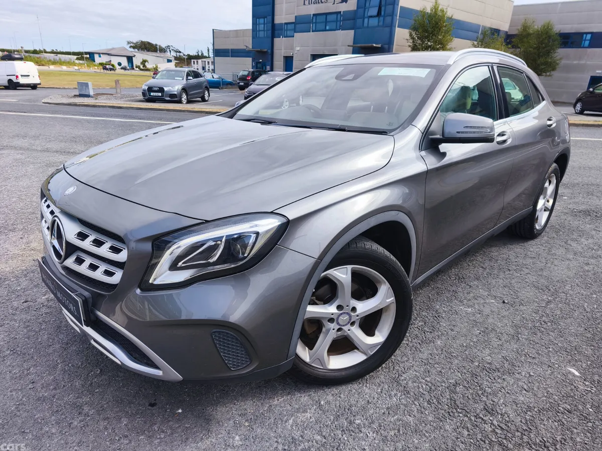 Mercedes-Benz GLA SUV, Diesel, 2017, Grey