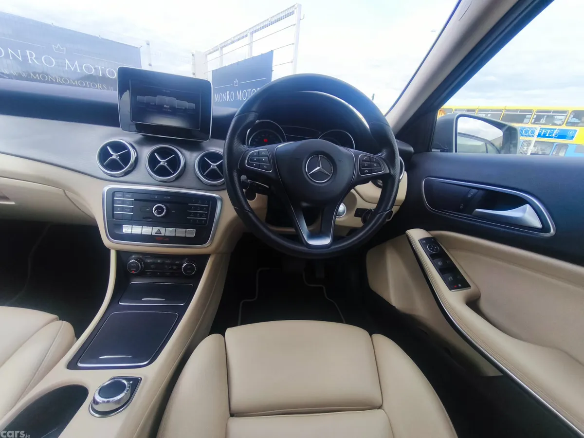 Mercedes-Benz GLA SUV, Diesel, 2017, Grey