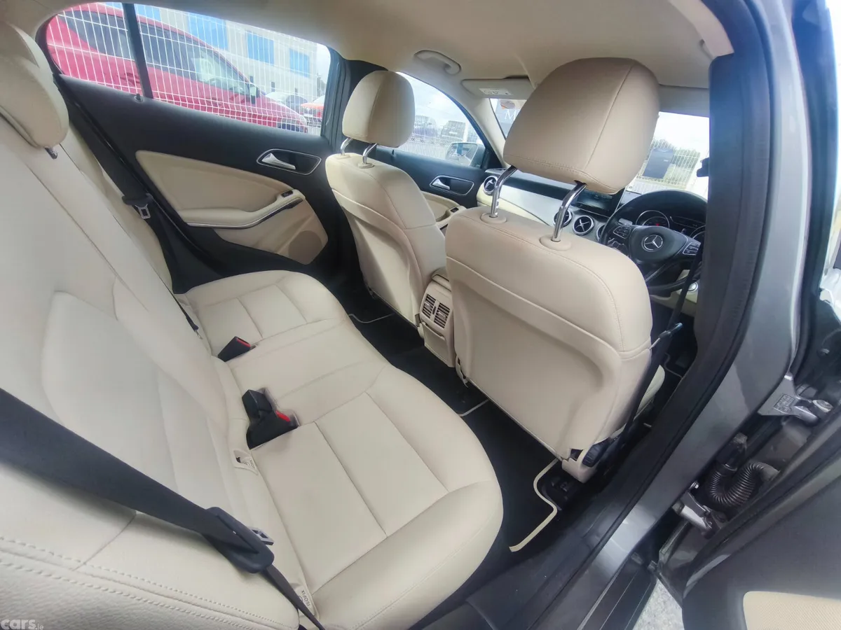Mercedes-Benz GLA SUV, Diesel, 2017, Grey