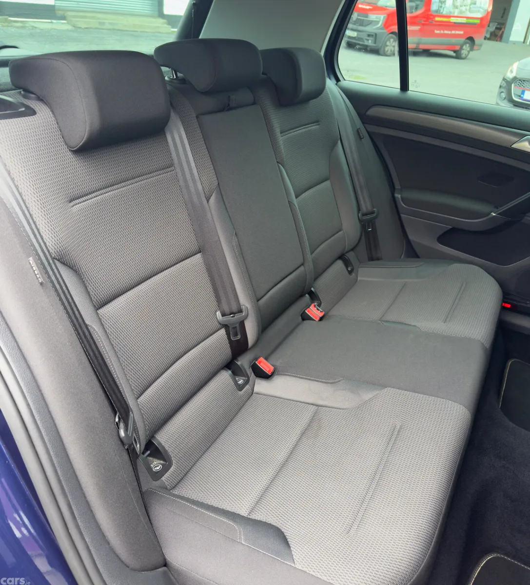 Volkswagen Golf Hatchback, Petrol, 2017, Blue