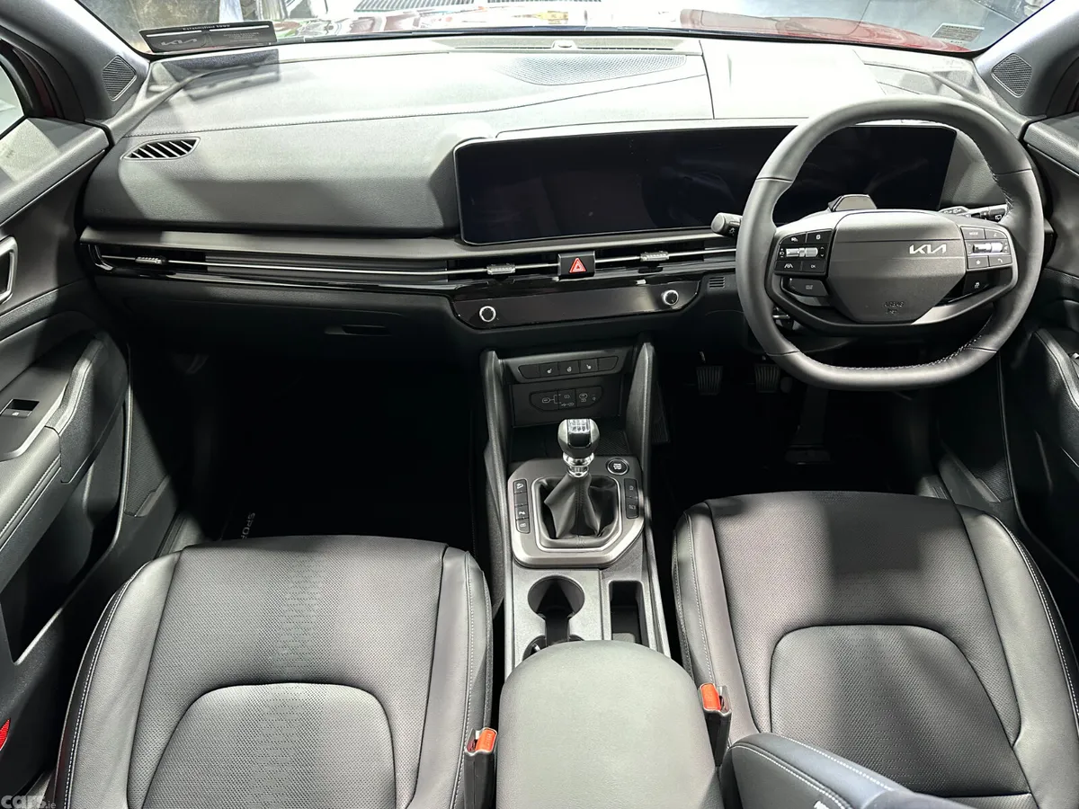 Kia Sportage SUV, Diesel Hybrid, 2026, Red
