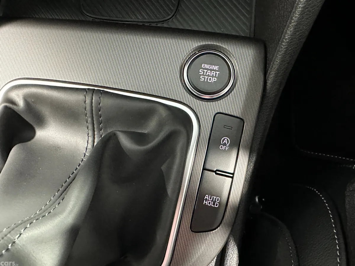 Kia Sportage SUV, Diesel Hybrid, 2026, Red