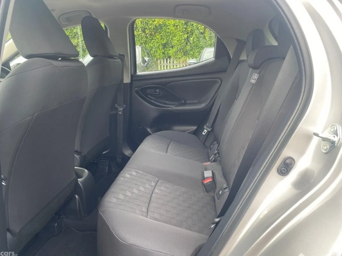 Toyota Yaris Hatchback, Petrol, 2024, Silver