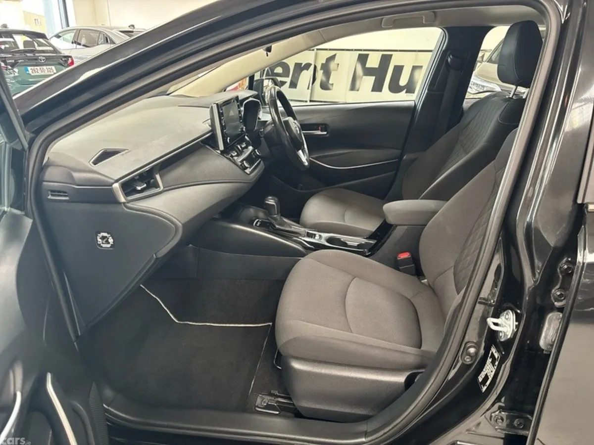Toyota Corolla Saloon, Petrol Hybrid, 2021, Black