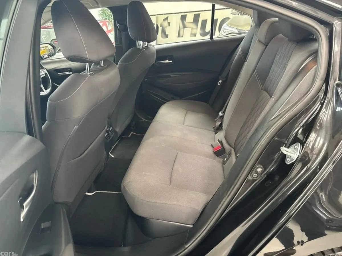 Toyota Corolla Saloon, Petrol Hybrid, 2021, Black