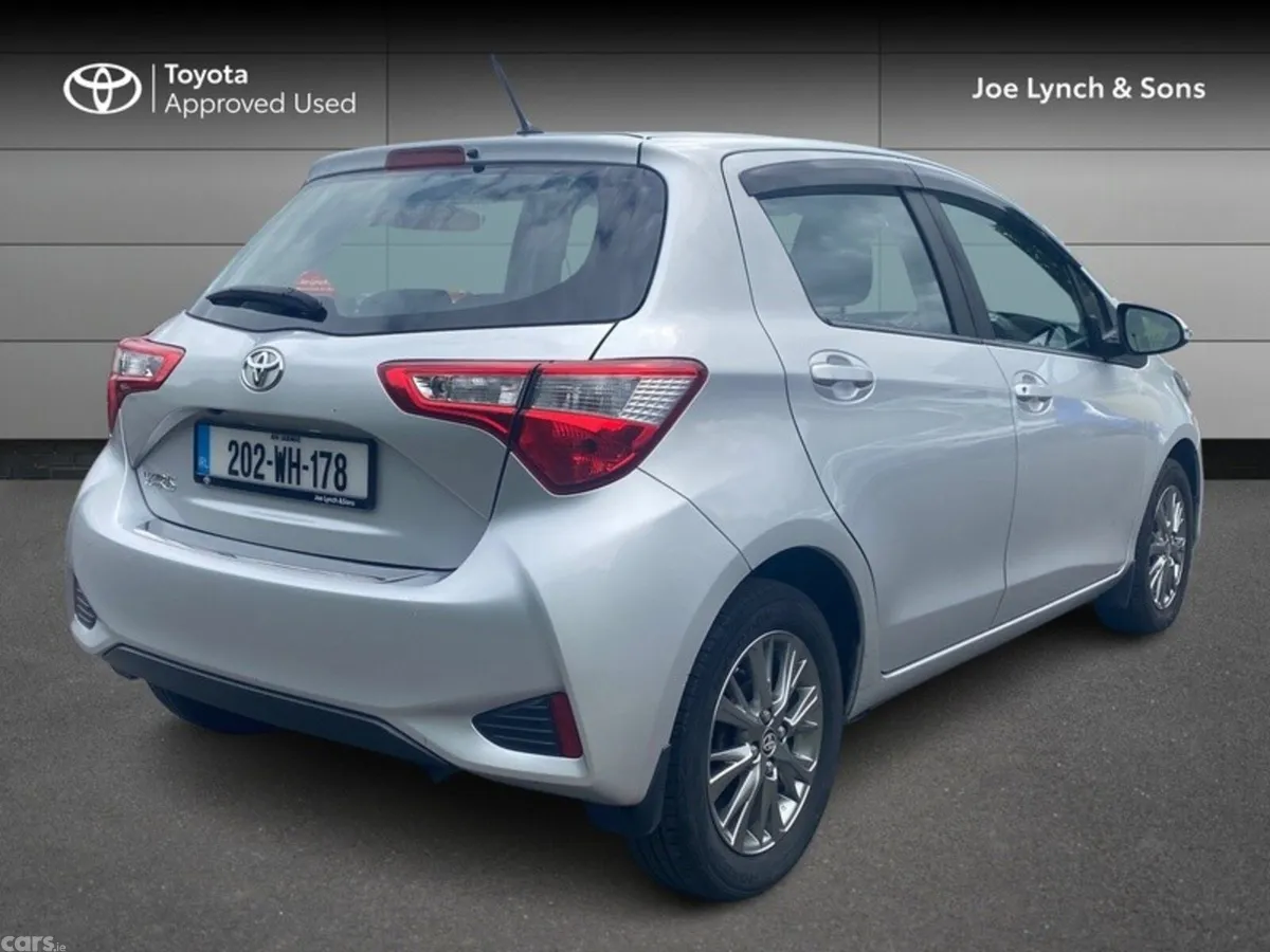 Toyota Yaris Hatchback, Petrol, 2020, Silver