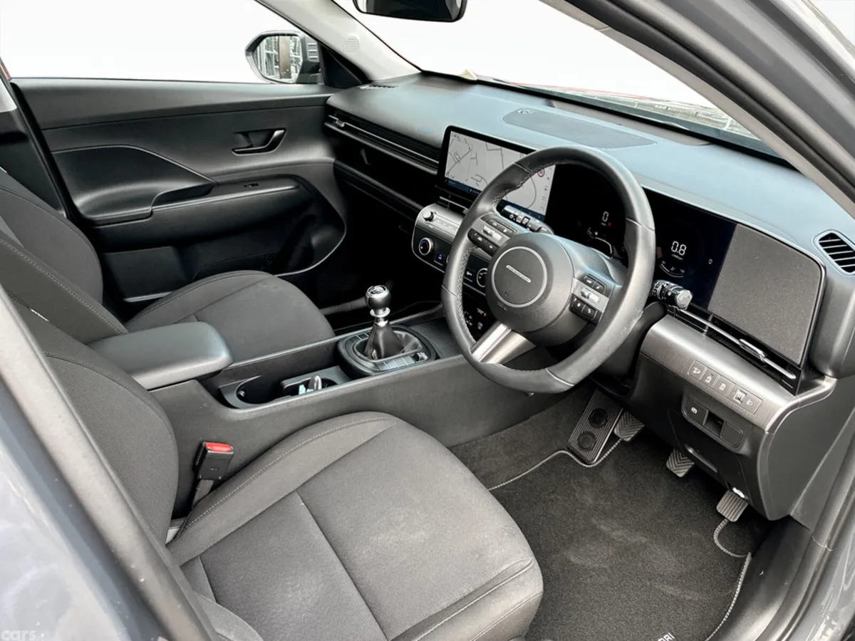 Hyundai KONA MPV, Petrol, 2024, Grey