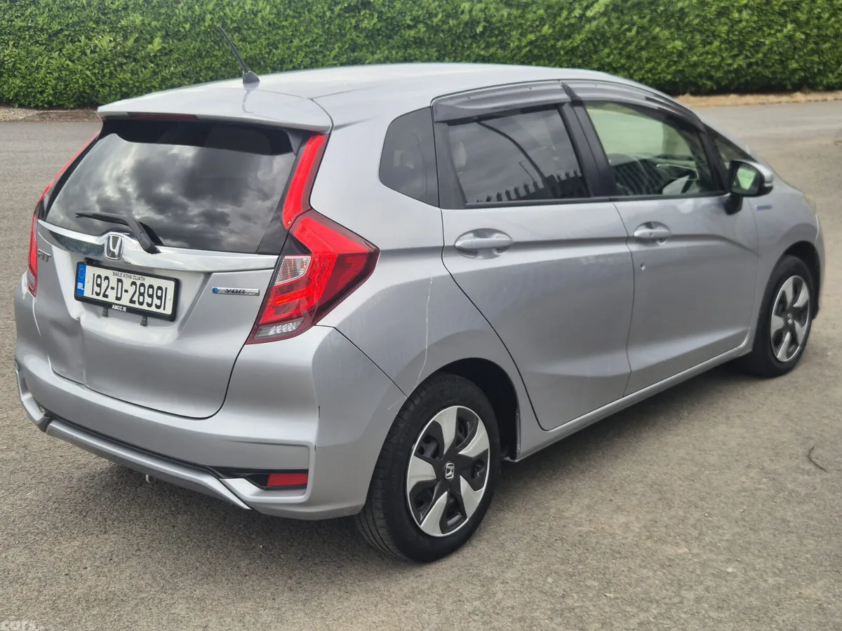 Honda Fit Hatchback, Petrol Hybrid, 2019, Silver