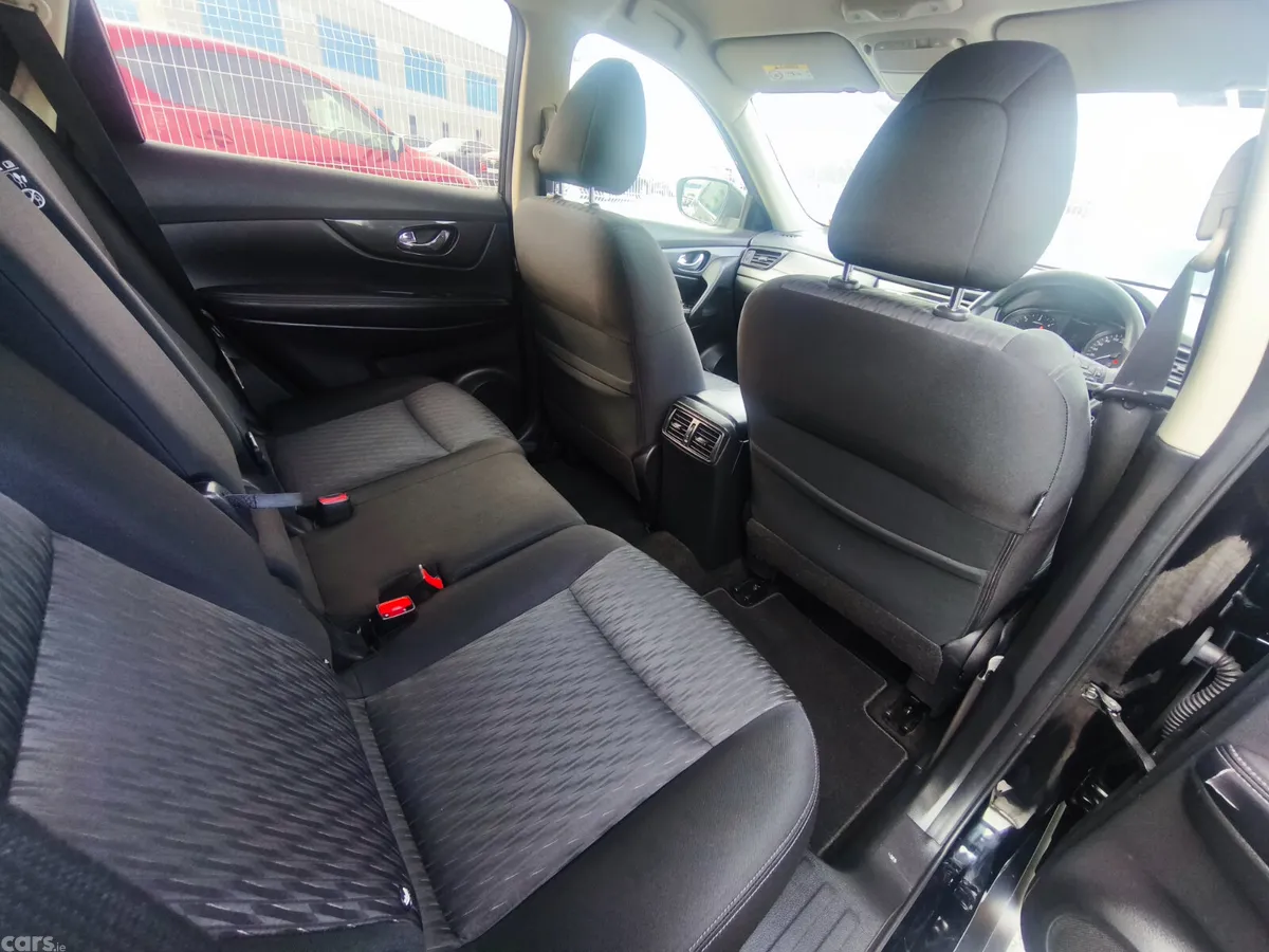 Nissan X-Trail SUV, Diesel, 2019, Black