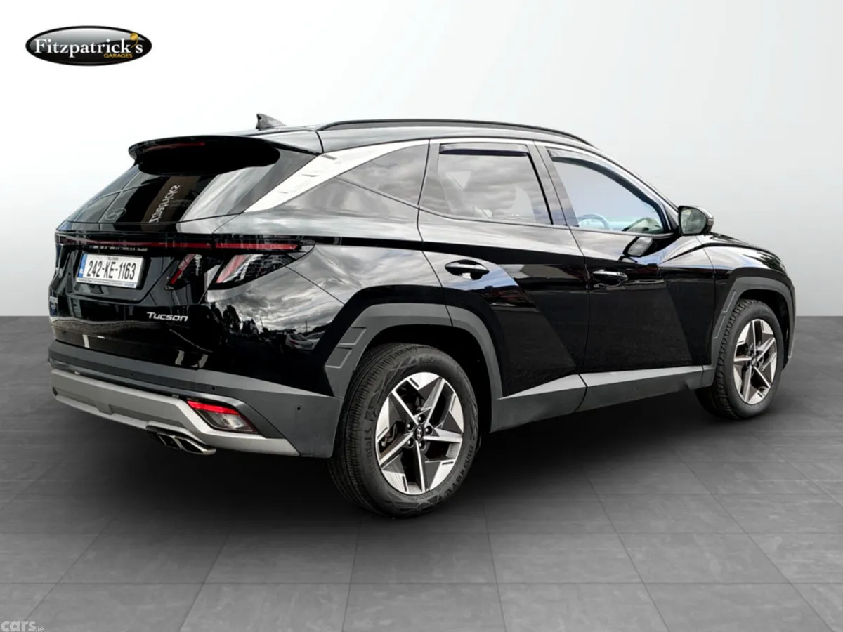 Hyundai Tucson MPV, Diesel, 2024, Black