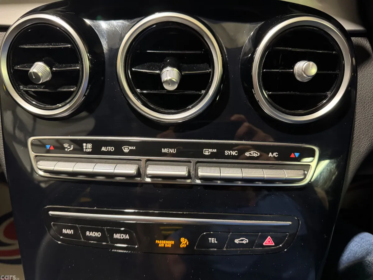 Mercedes-Benz C-Class Saloon, Petrol, 2019, Blue