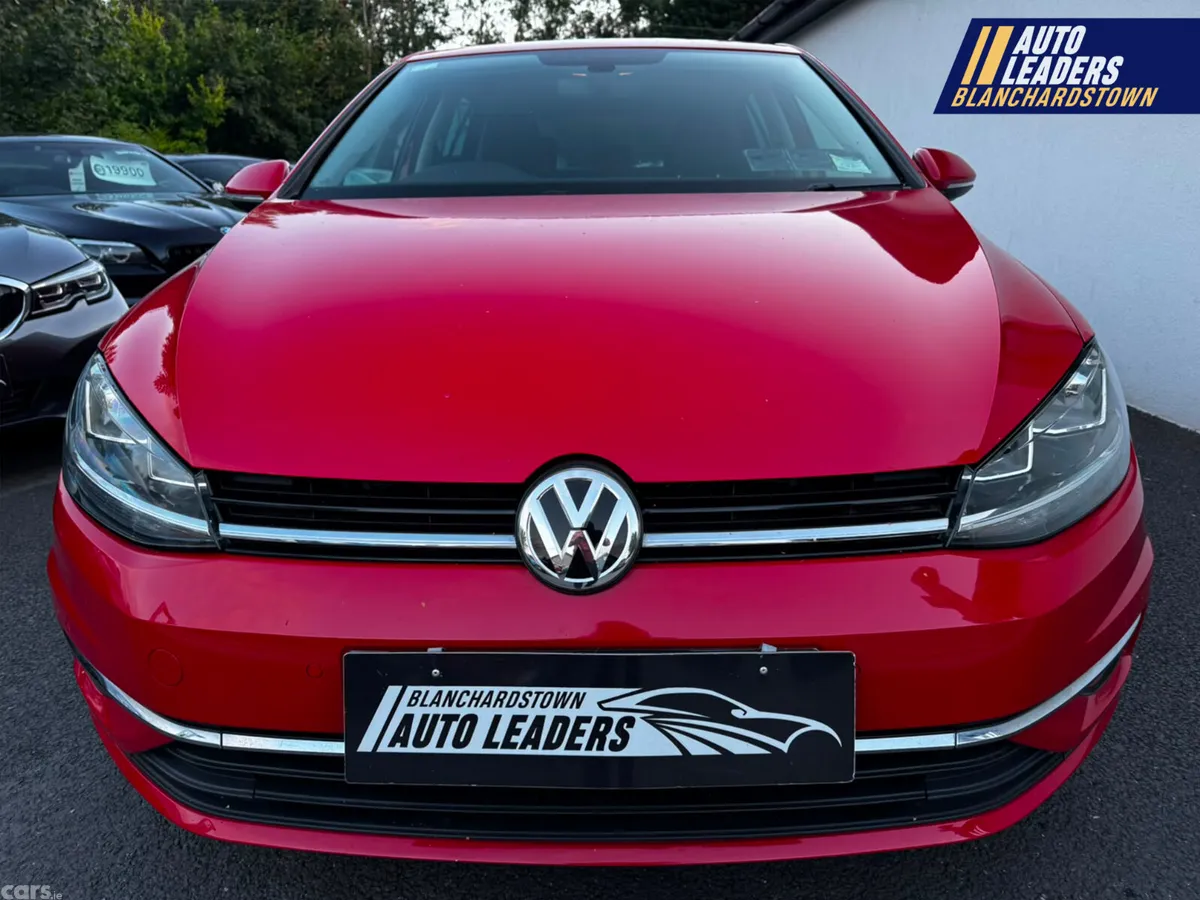 Volkswagen Golf Hatchback, Petrol, 2019, Red
