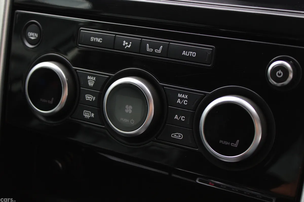 Land Rover Discovery Van, Diesel, 2019, Grey