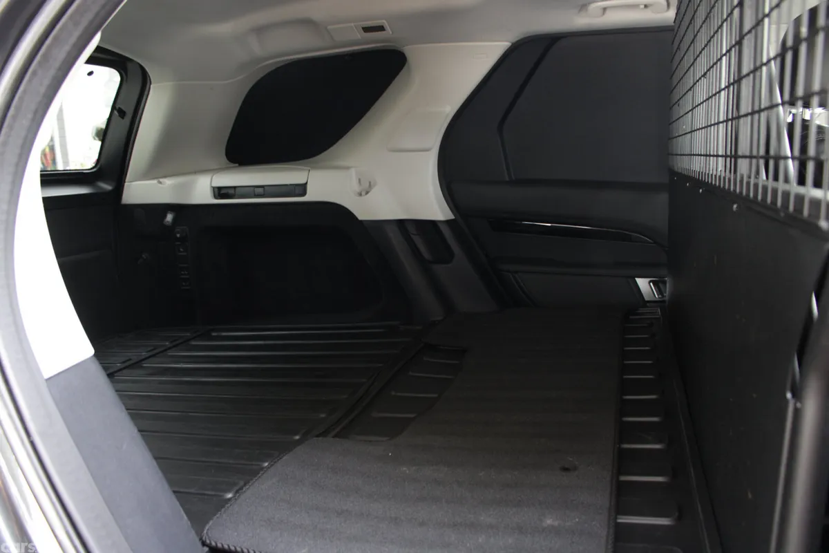 Land Rover Discovery Van, Diesel, 2019, Grey
