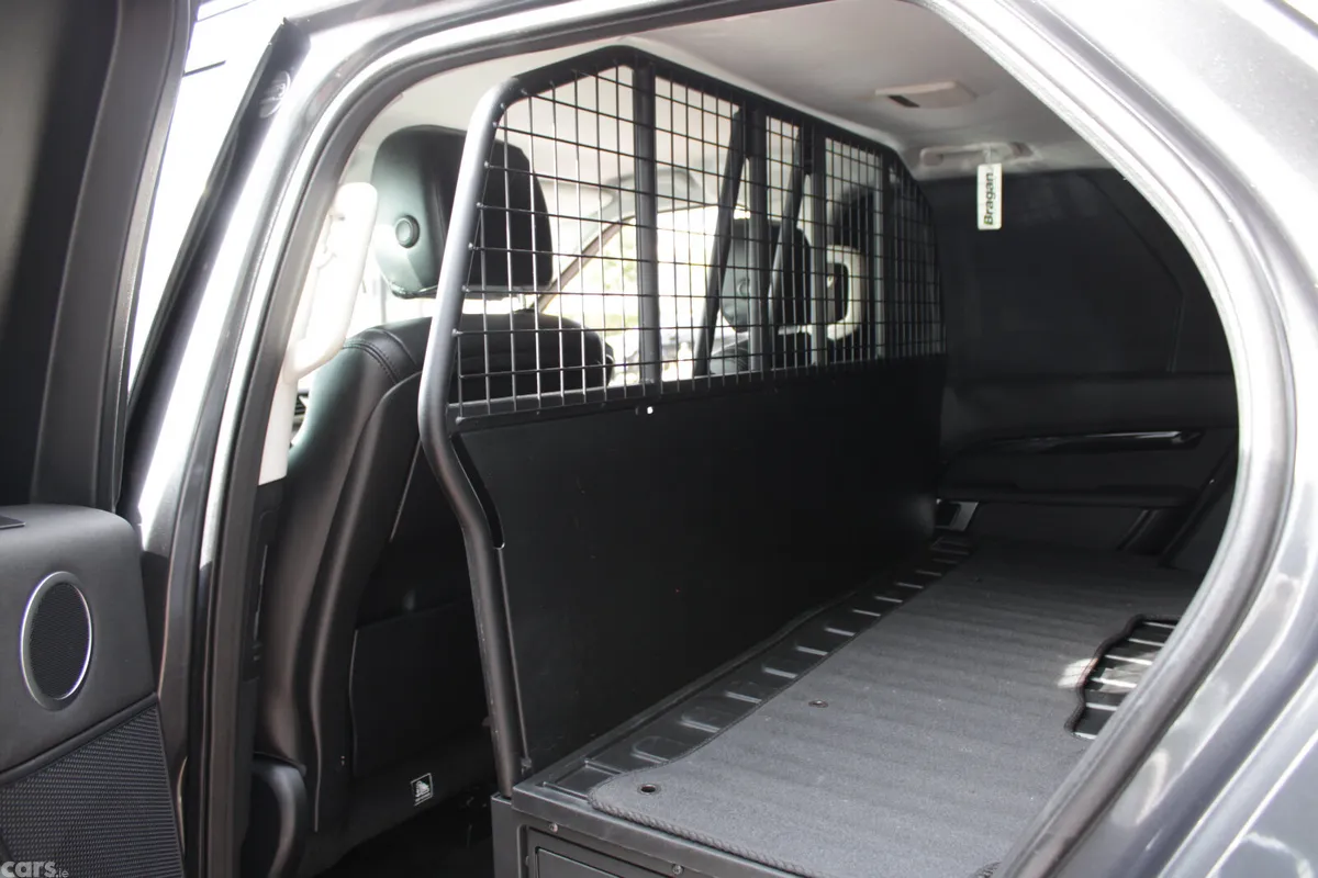 Land Rover Discovery Van, Diesel, 2019, Grey