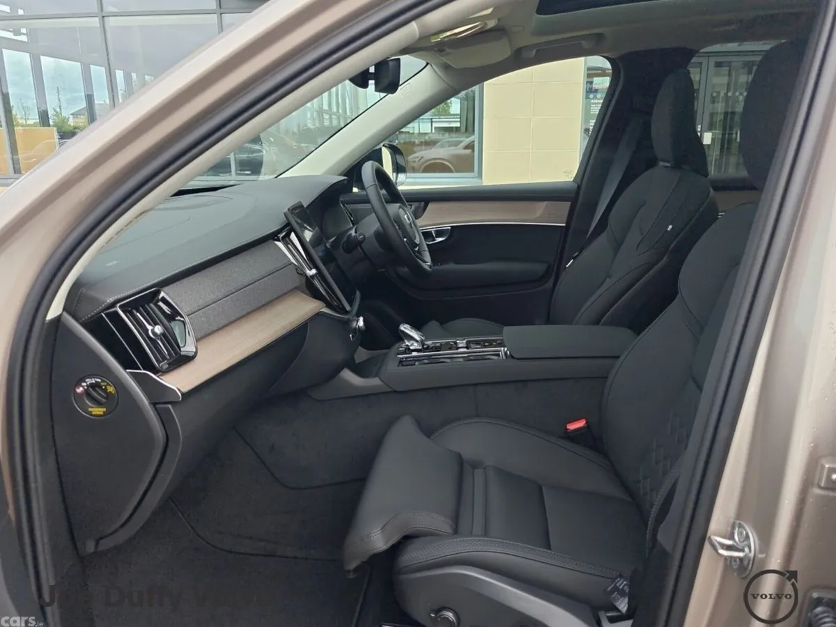 Volvo XC90 SUV, Petrol Plug-in Hybrid, 2026, Grey