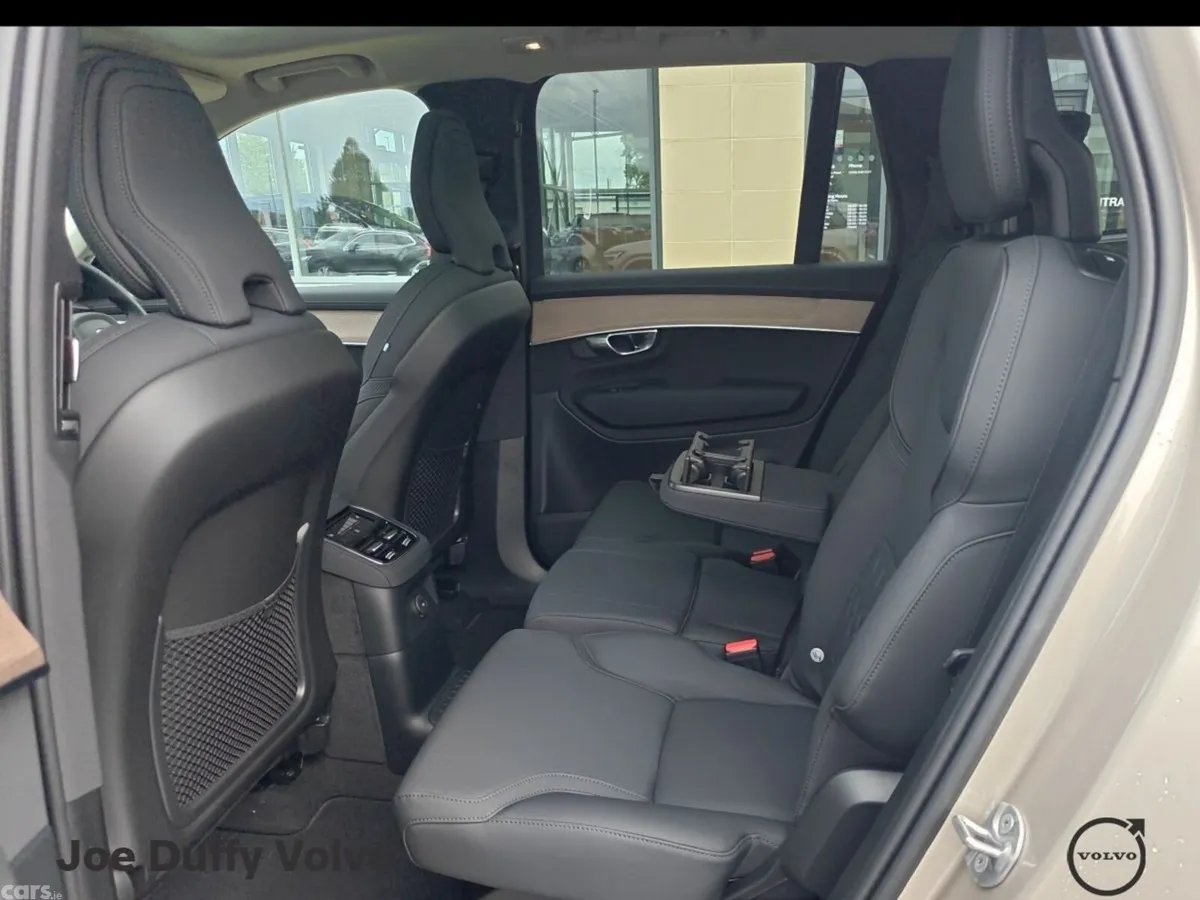 Volvo XC90 SUV, Petrol Plug-in Hybrid, 2026, Grey