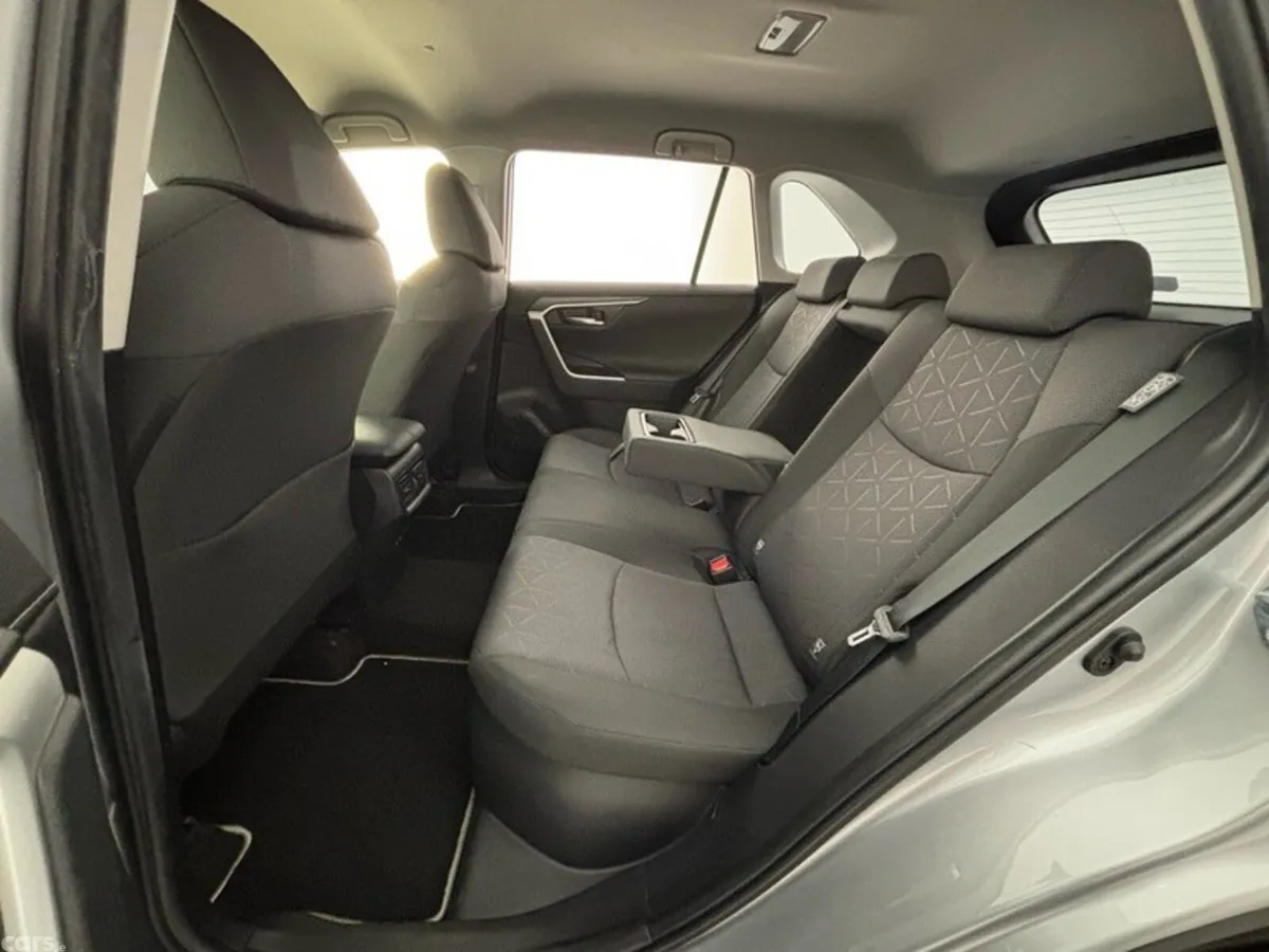 Toyota RAV4 SUV, Petrol Hybrid, 2022, Grey