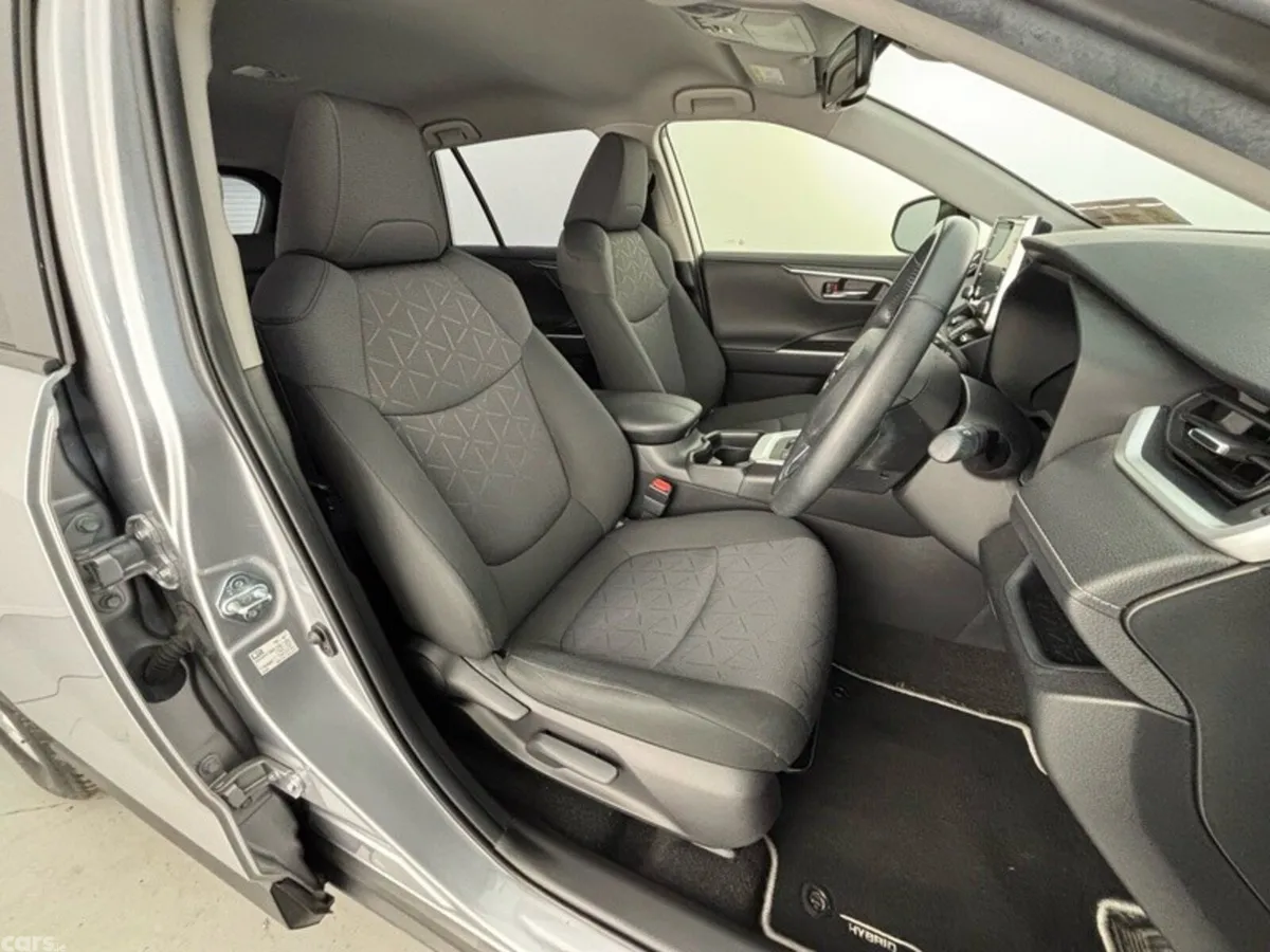 Toyota RAV4 SUV, Petrol Hybrid, 2022, Grey