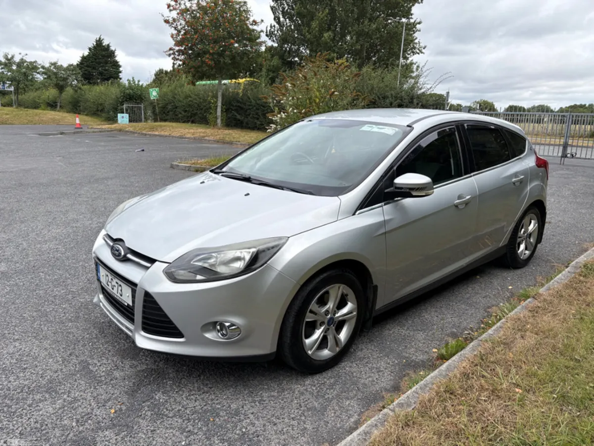 Ford Focus Hatchback, Diesel, 2012, Silver