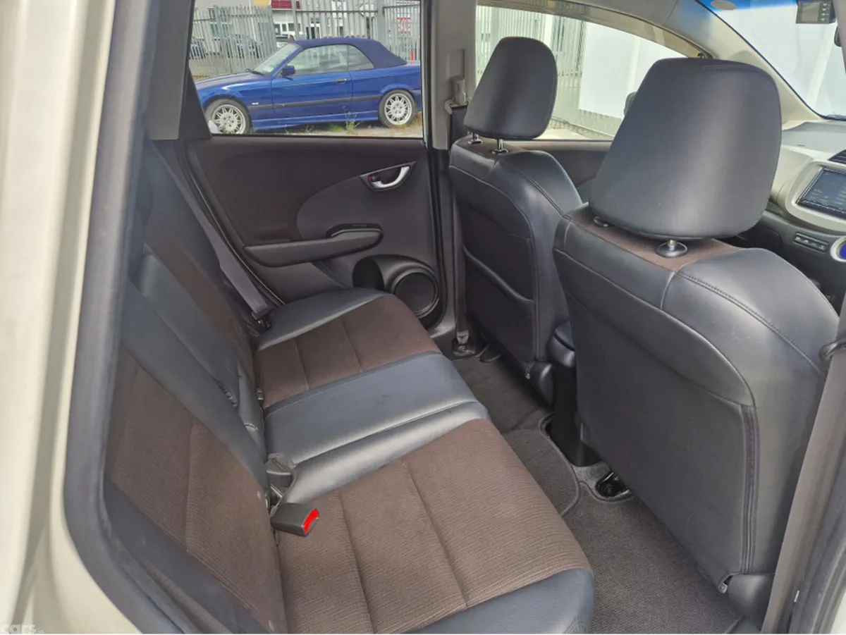 Honda Fit Hatchback, Petrol Hybrid, 2013, White