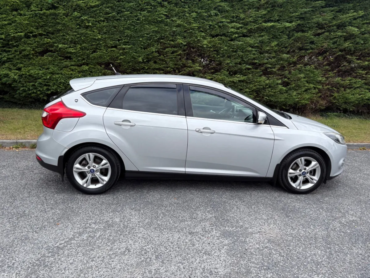 Ford Focus Hatchback, Diesel, 2012, Silver
