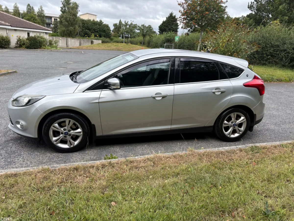 Ford Focus Hatchback, Diesel, 2012, Silver