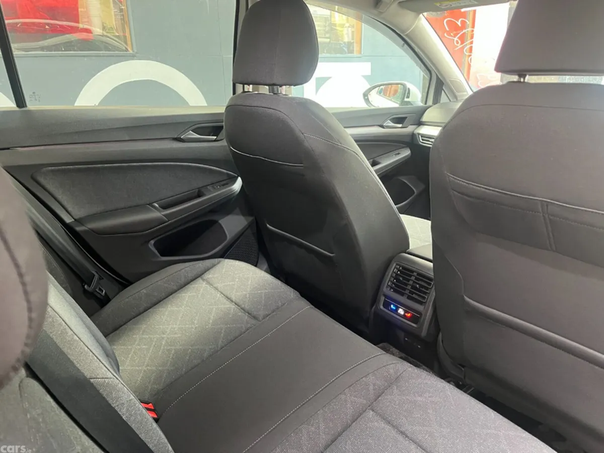 Volkswagen Golf Hatchback, Petrol, 2023, White